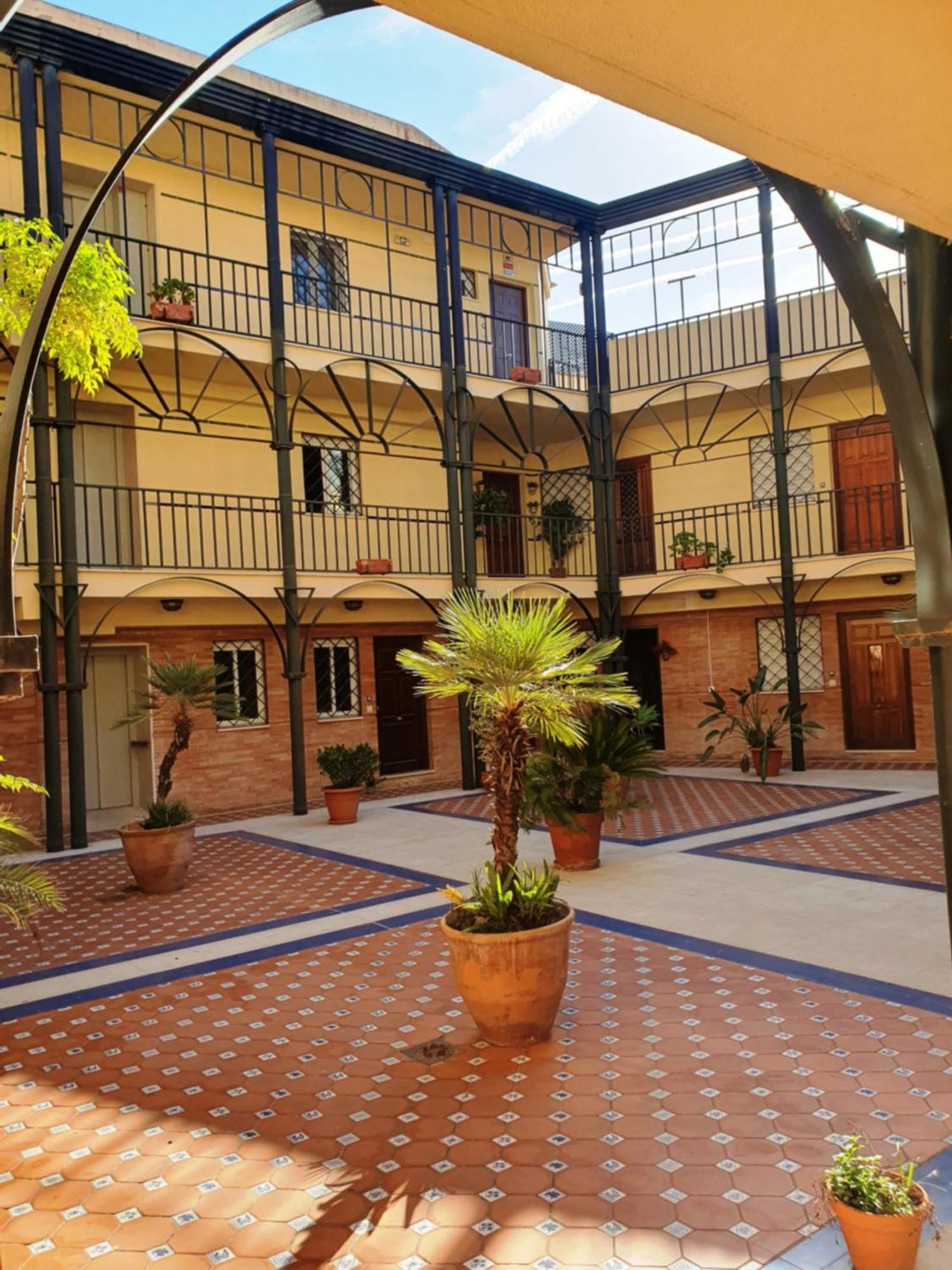 Torneo Life Tranquilo En El Centro Apartman Sevilla Kültér fotó